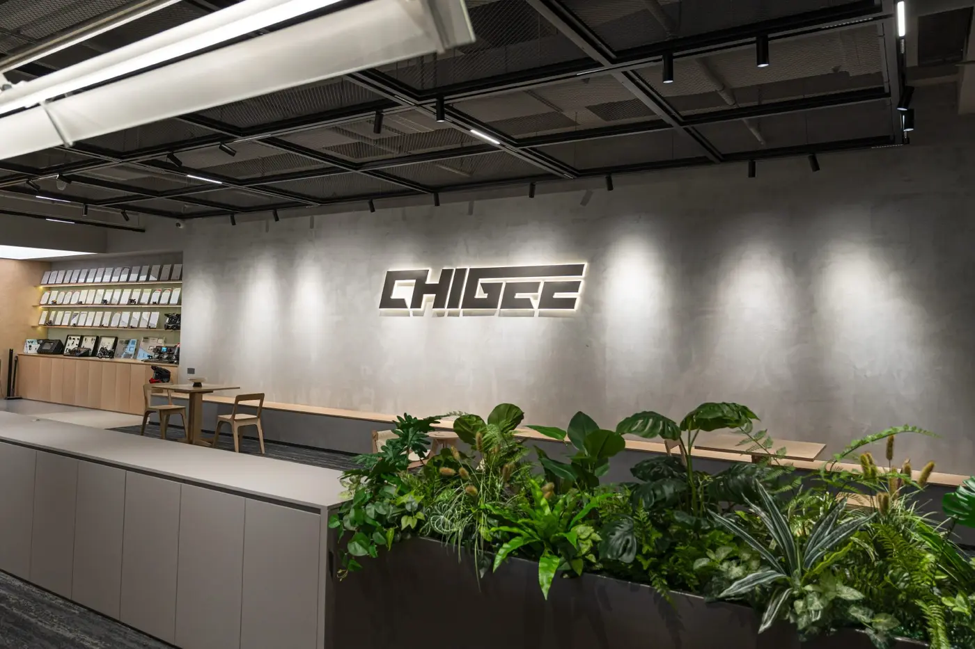 CHIGEE 品牌文化墙与办公环境